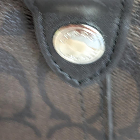 Coach Luggage Signature Canvas Brown Leather. - Picture 14 of 16